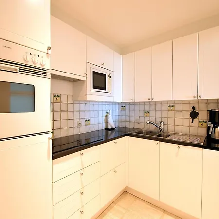 Daire Ensor 0102 South-facing Corner