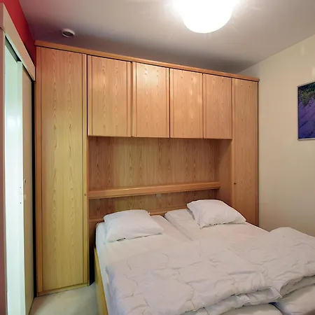 Daire Ensor 0102 South-facing Corner *