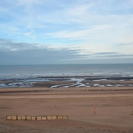 Ensor 0102 South-facing Corner * De Haan