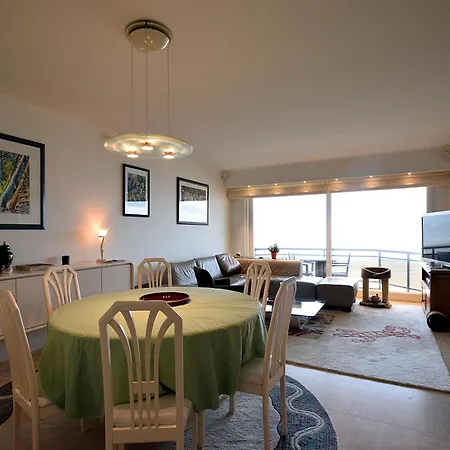 Ensor 0102 South-facing Corner Daire *