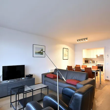 Ensor 0102 South-facing Corner * De Haan